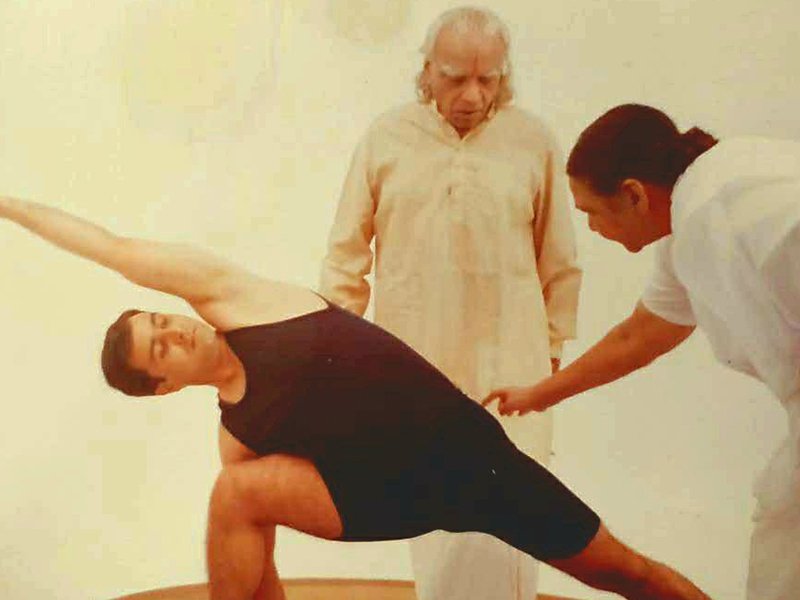Iyengar Yoga – Ali Dashti – Every Saturday - included lifetime videos -  Online Iyengar